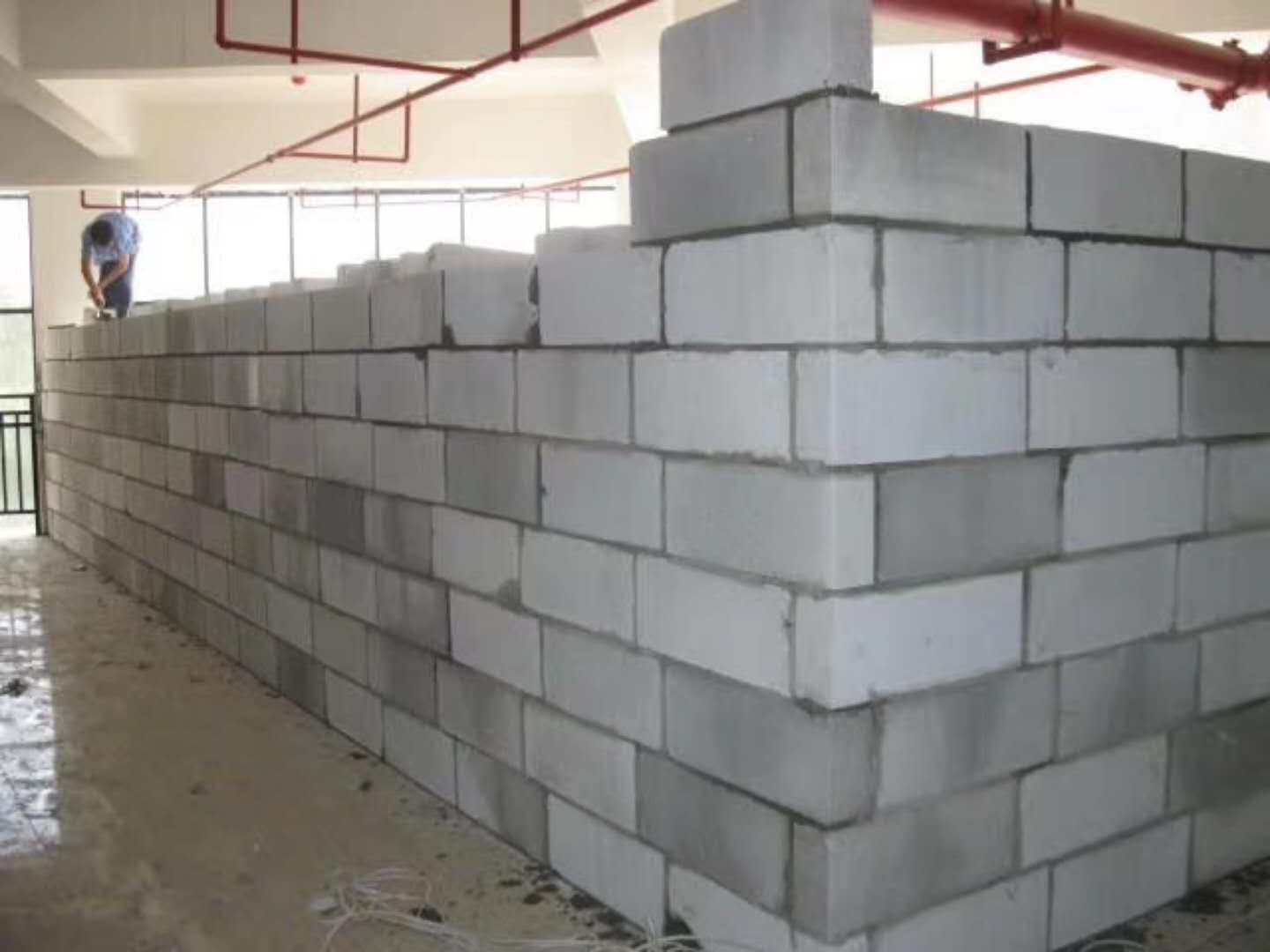 东昌蒸压加气混凝土砌块承重墙静力和抗震性能的研究